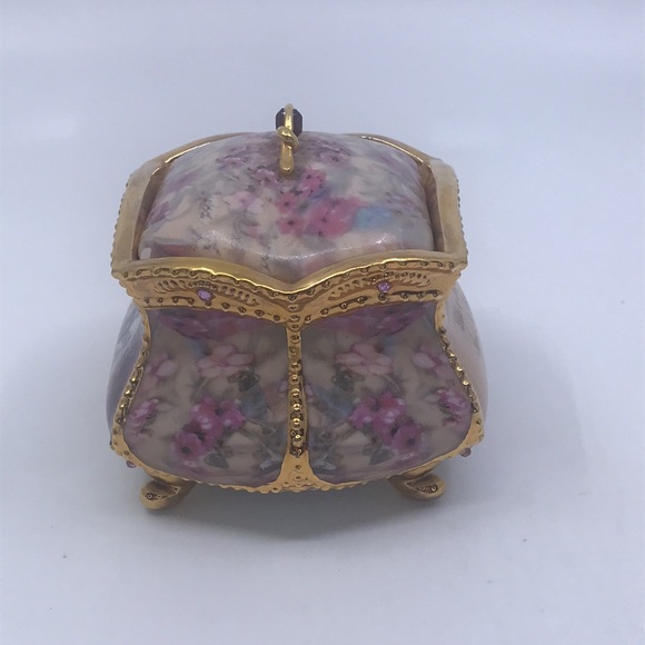 Shared Memories Jewelry Box Musical My Sister My Friend Sandra Kuck Pls Read - Picture 3 of 14